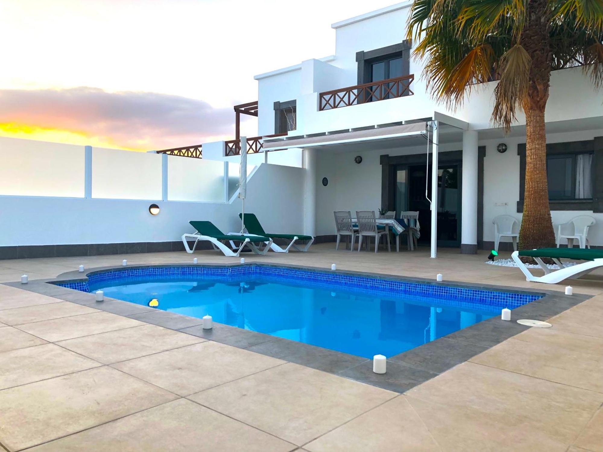 Varela Lo House Плайя-Бланка Екстер'єр фото
